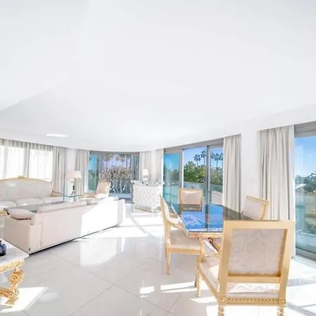 Paca 7c2 - 3 Apartment